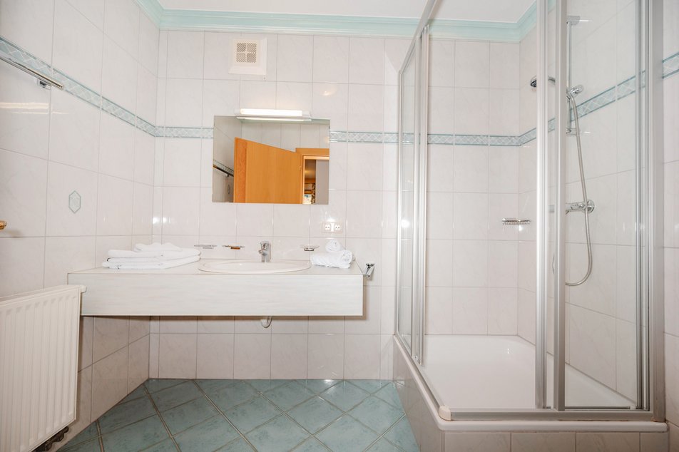 Oberkronbichlhof Appartement 50 m² Badezimmer